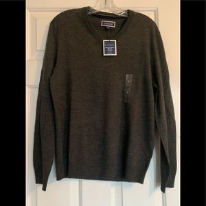 Men’s sweater